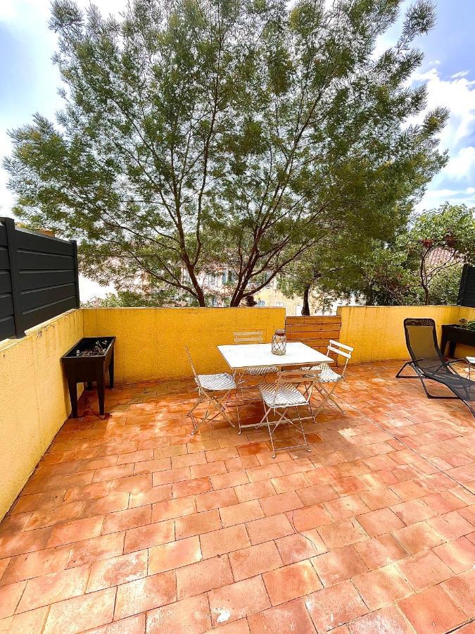 Appartement Proche Mer Avec Terrasse Et Jardin Privatif Hyères Exterior foto